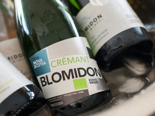 Blomidon-Estate-Winery_Cremant